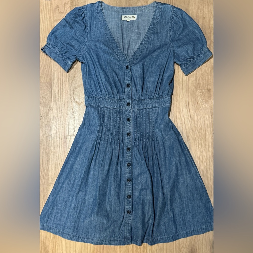 Madewell Denim Pleat-Waist Midi Dress Chambray 00